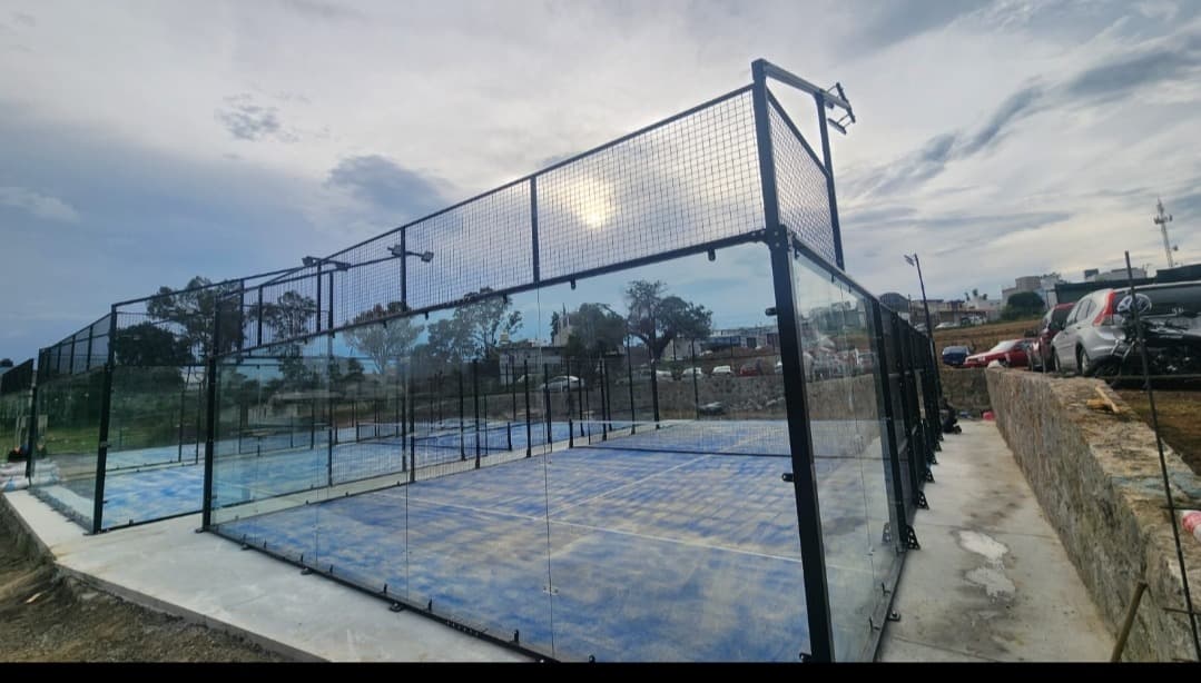 Complejo Deportivo Fucho & Padel padel courts