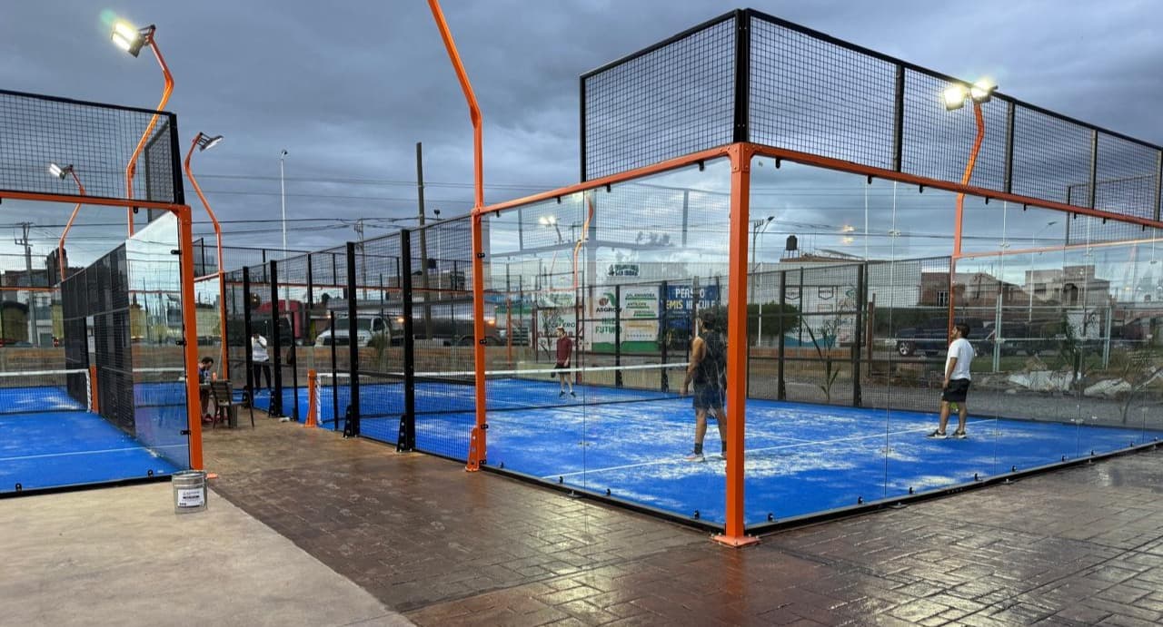 Winner Padel Club padel courts