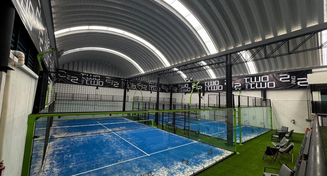 Two and Two Sports Center padel courts