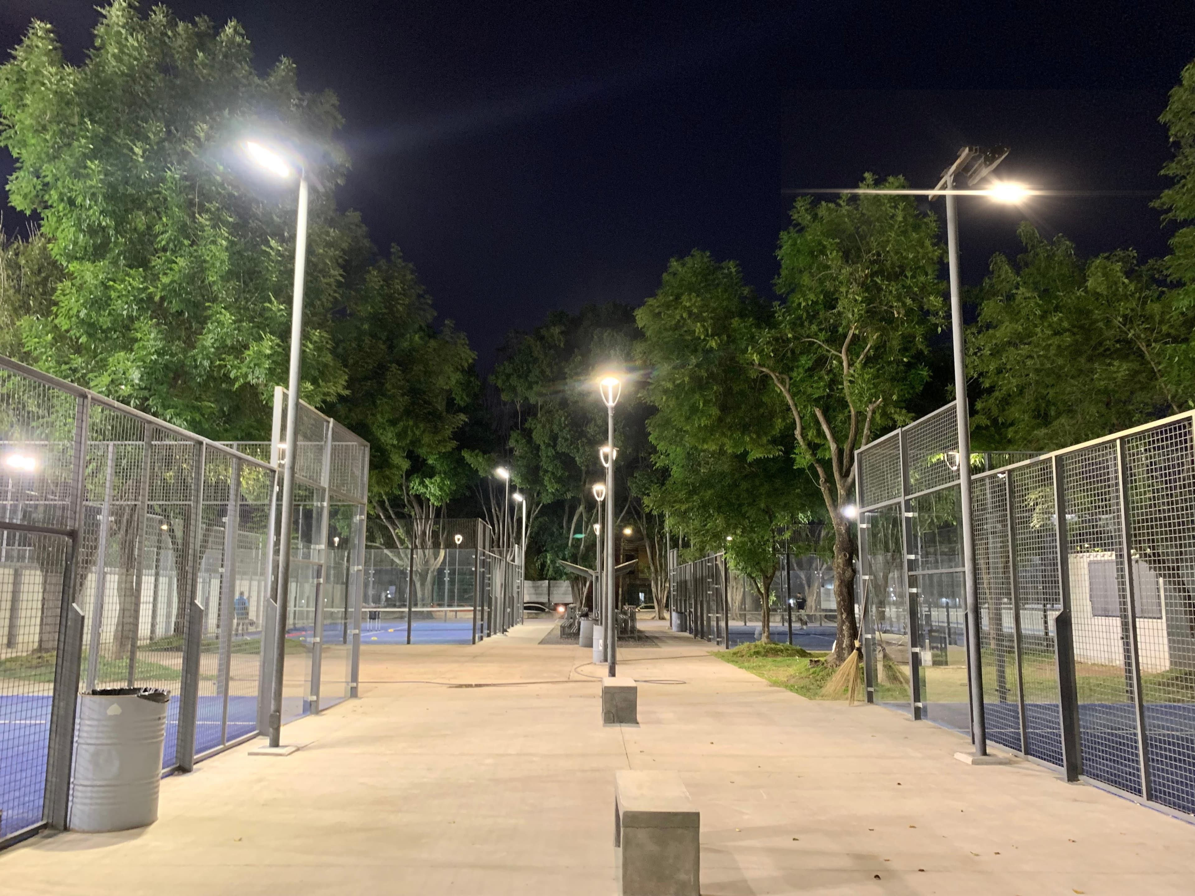 Padel Isla Raza 27 padel courts